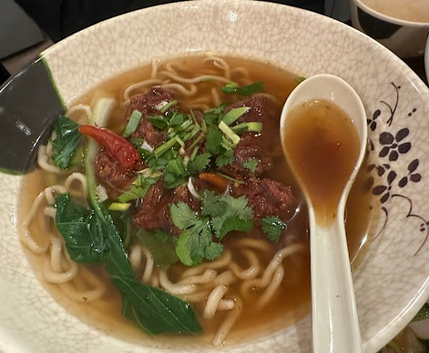 Soupe de nouilles au boeuf