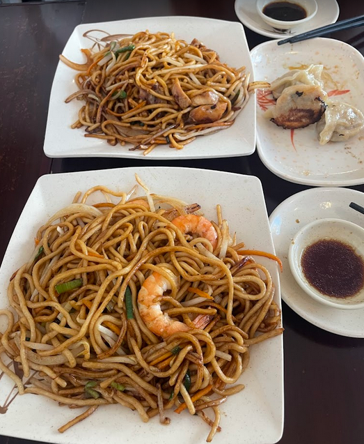 Nouilles sautées aux crevettes